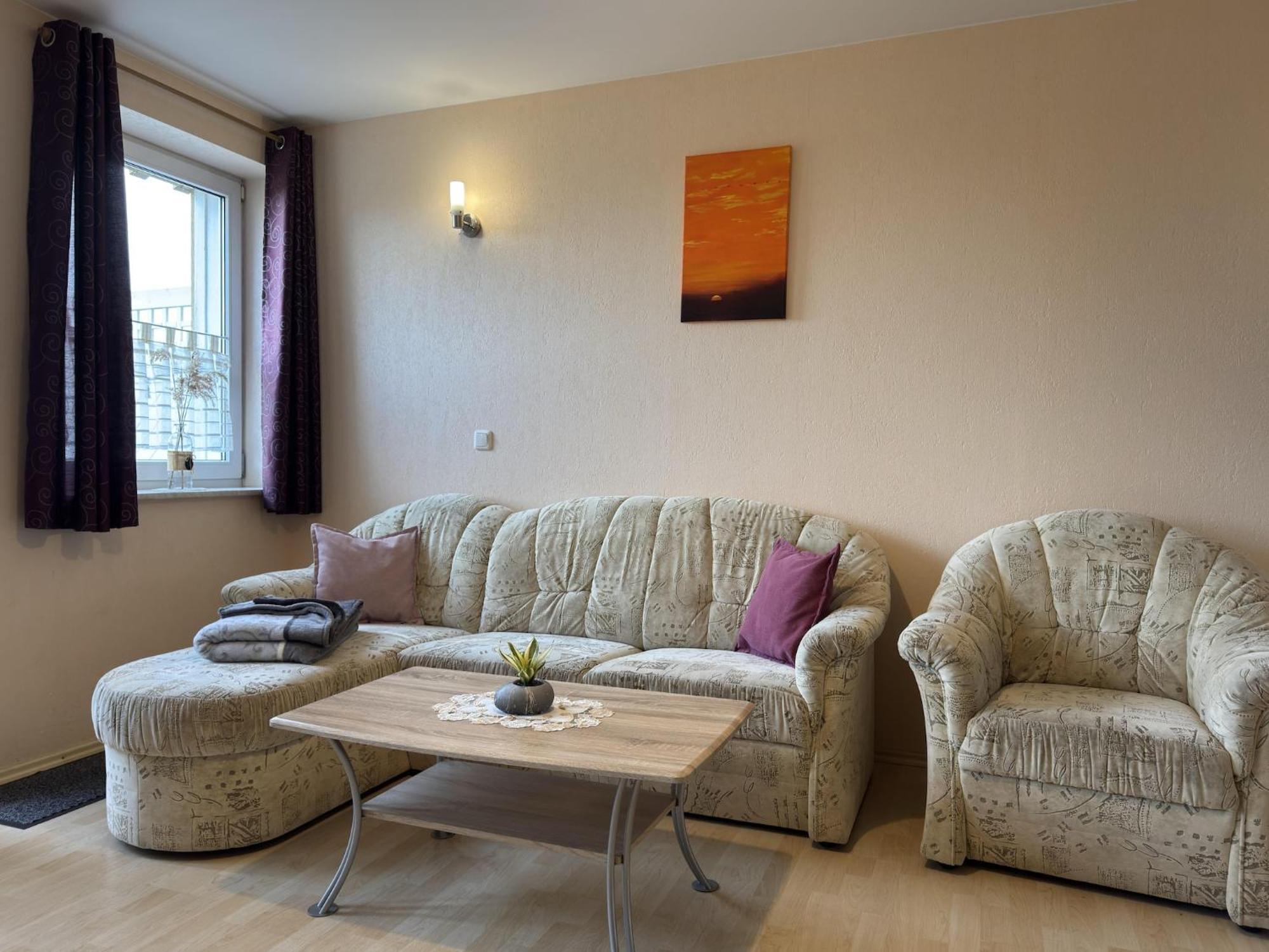 Pretty Apartment In Wiek With Garden Wiek auf Rügen Eksteriør bilde