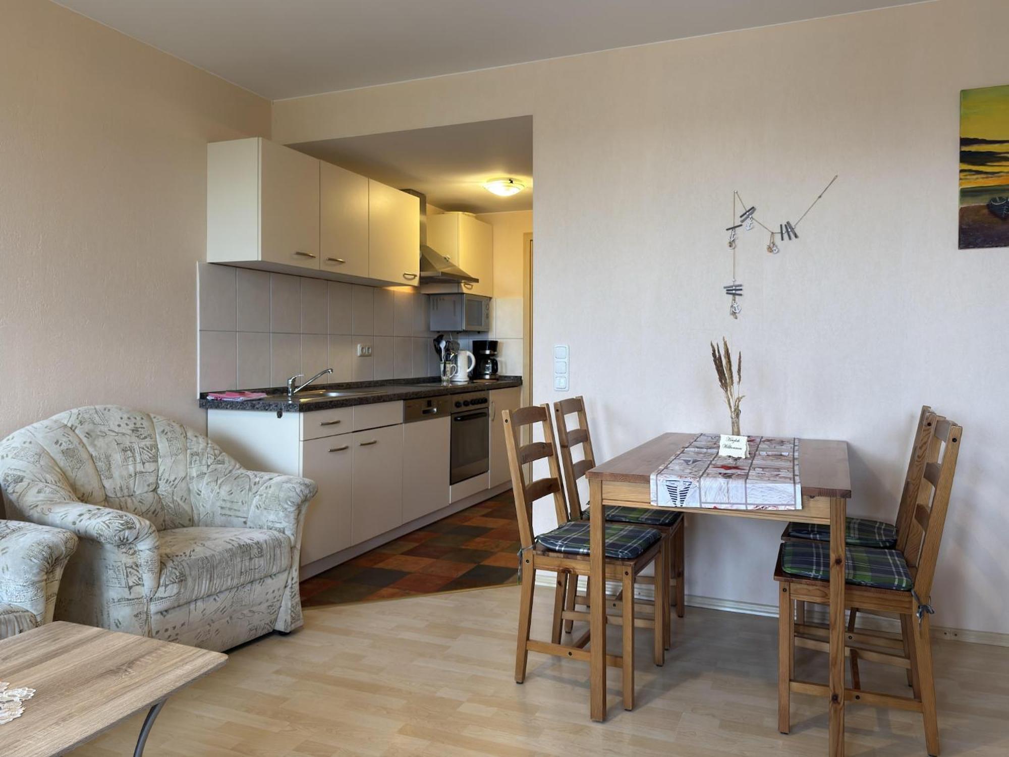 Pretty Apartment In Wiek With Garden Wiek auf Rügen Eksteriør bilde